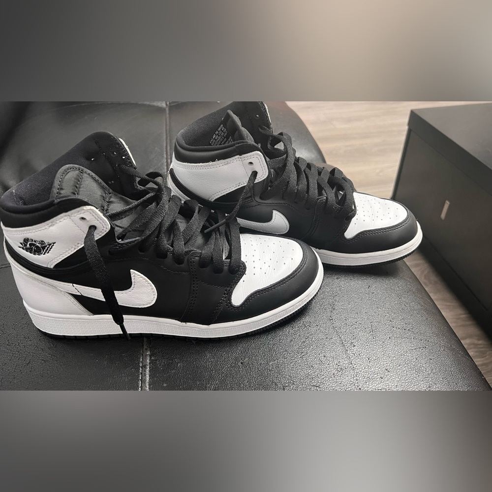 AIR JORDAN